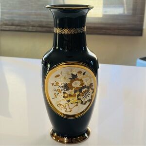Vintage Japanese Art of Chokin Vase Black and 24K Gold Floral Design